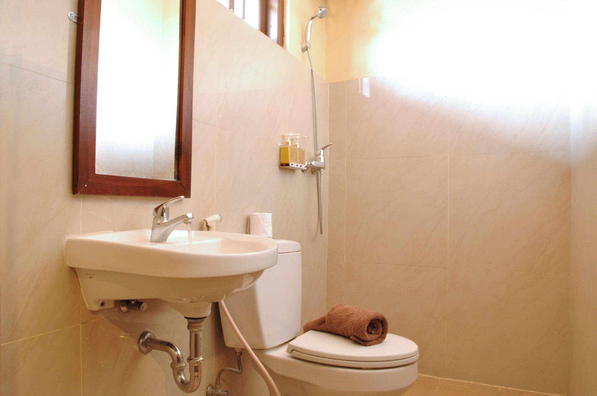 Bemo Corner Guest House Кута Екстер'єр фото