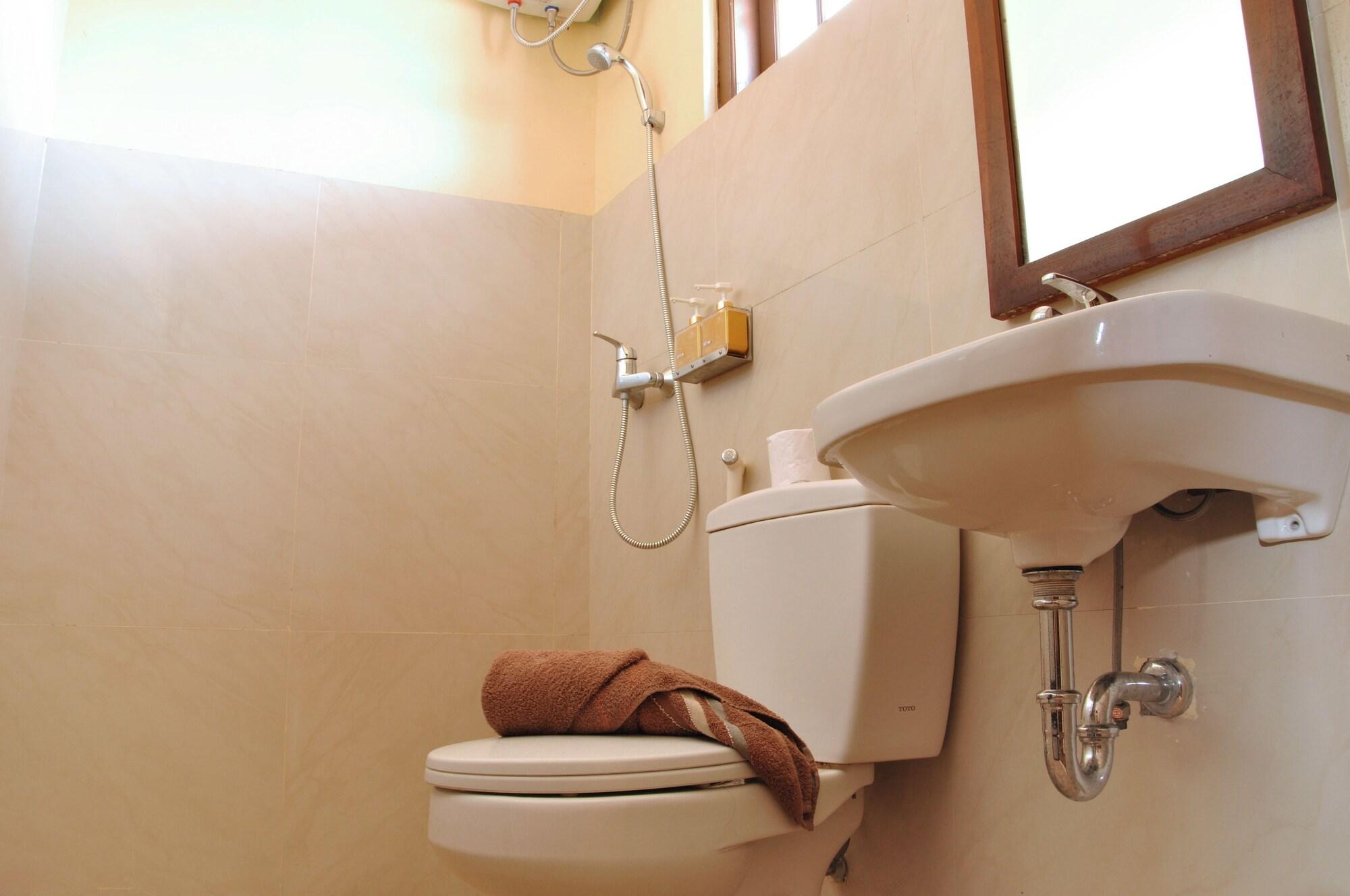 Bemo Corner Guest House Кута Екстер'єр фото
